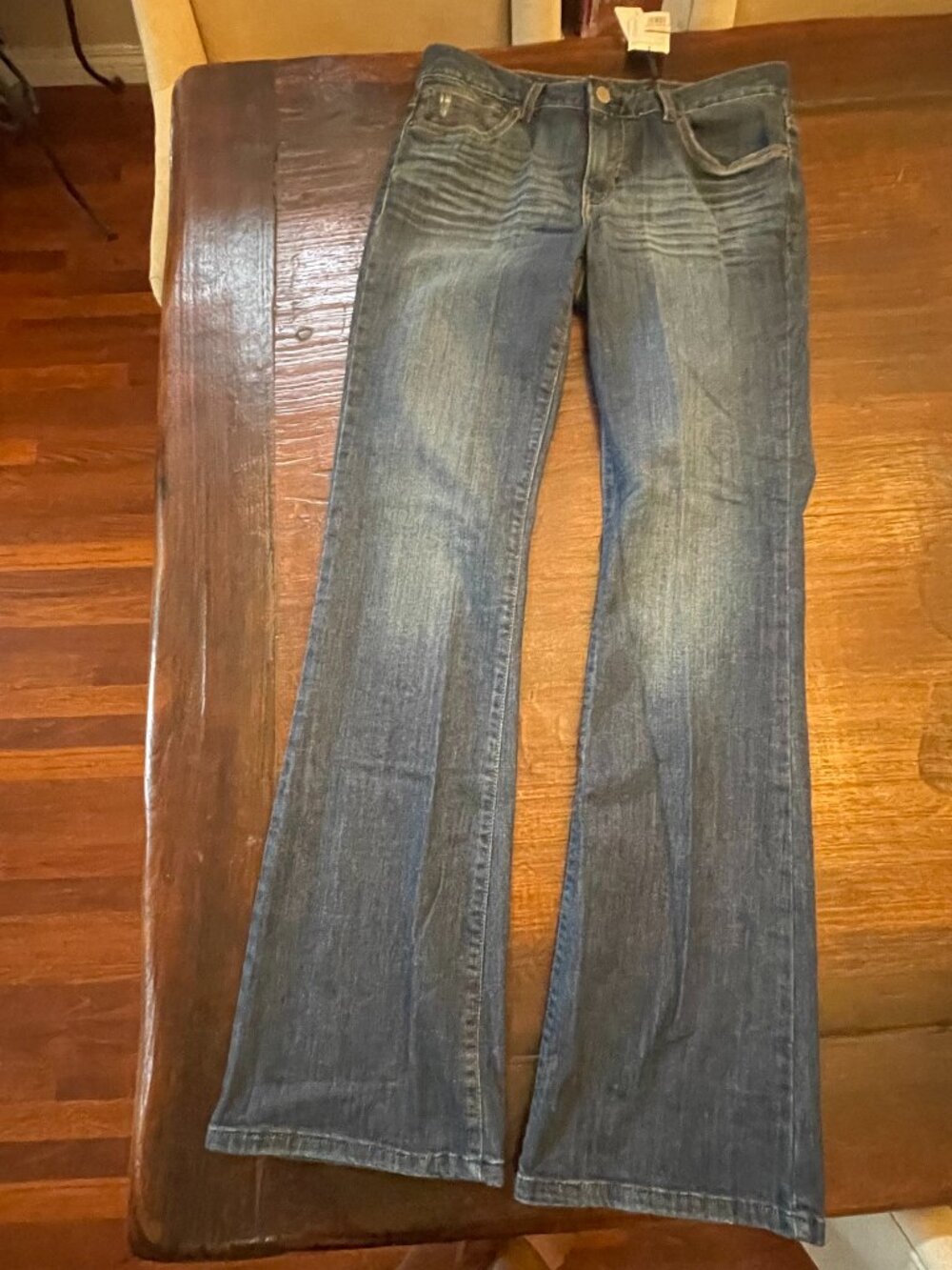 Calvin Klein Jeans Women's Ultimate Bootcut 8x33 Slim Dec.Metallic Rhinestones